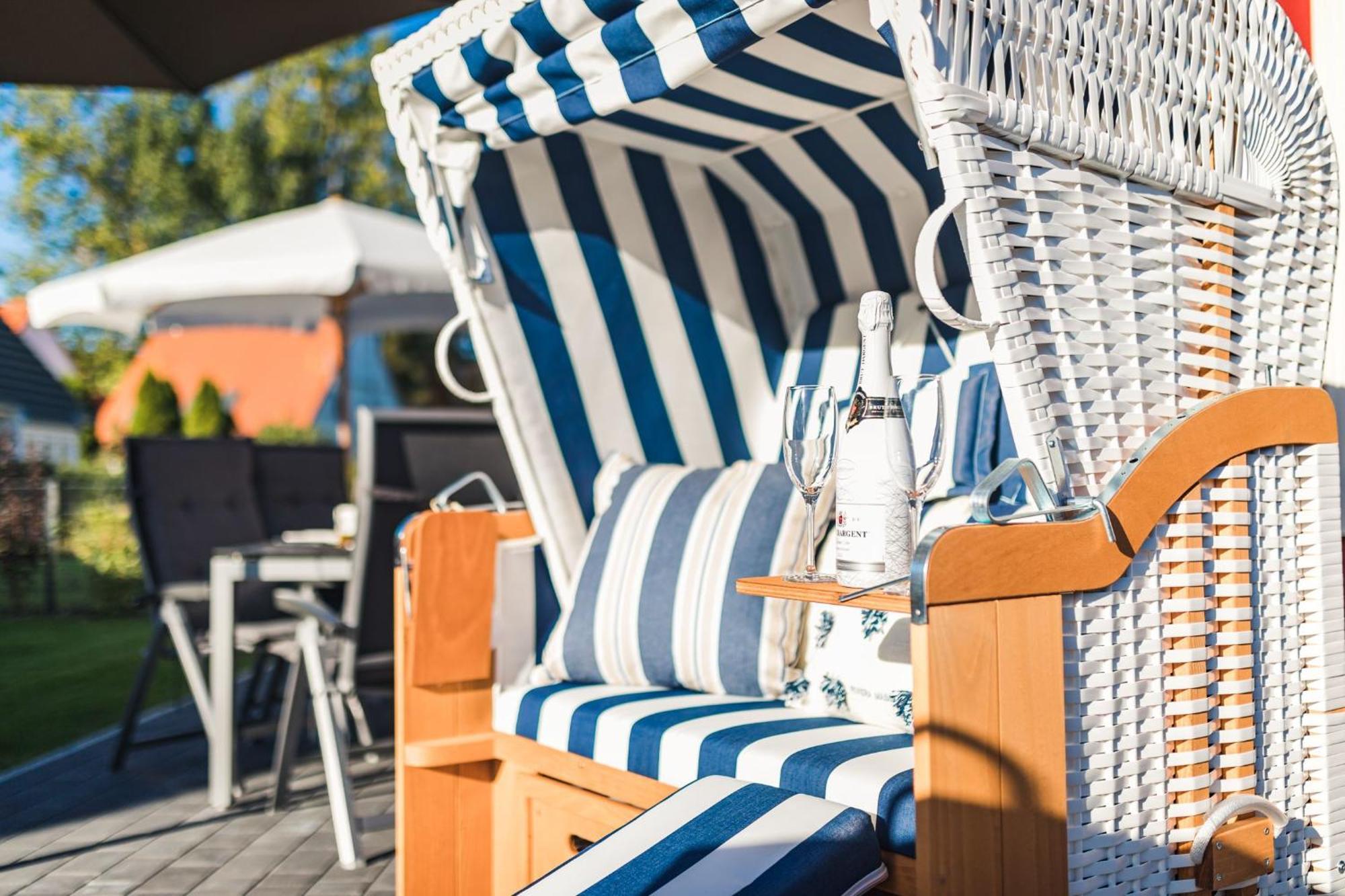 Villa Haus Pinguin Zingst Esterno foto